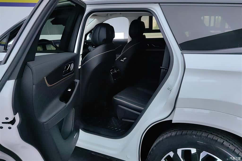 Chery Tiggo 9, 2024 11