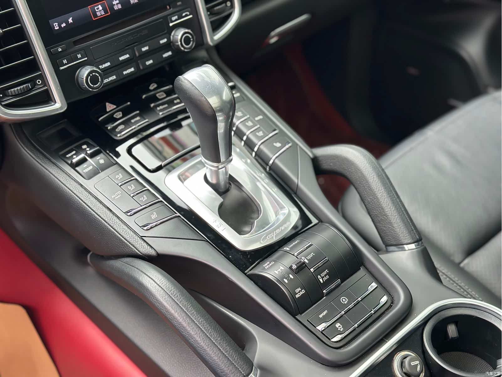 Porsche Cayenne, 2017 7