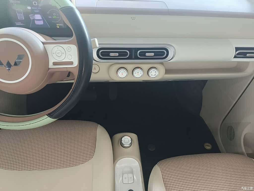 Wuling MINIEV, 2024 13