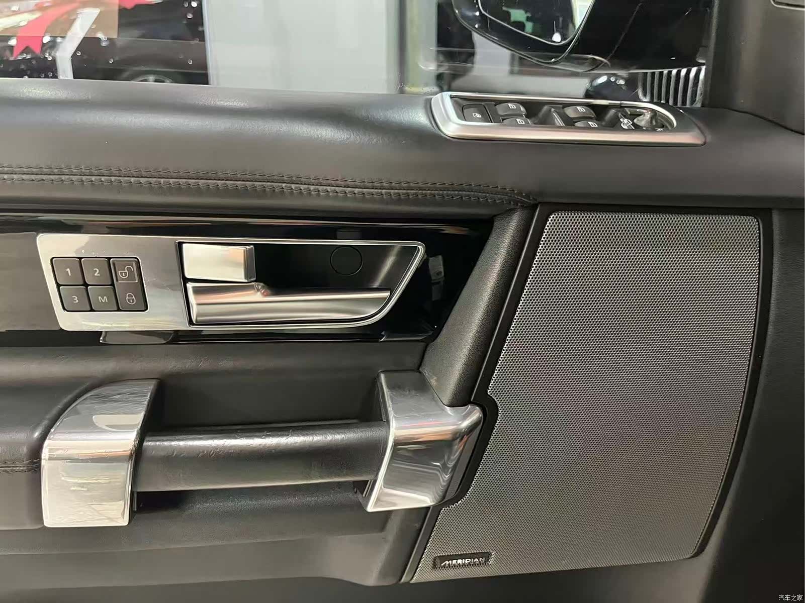 Land Rover Discovery, 2015 10
