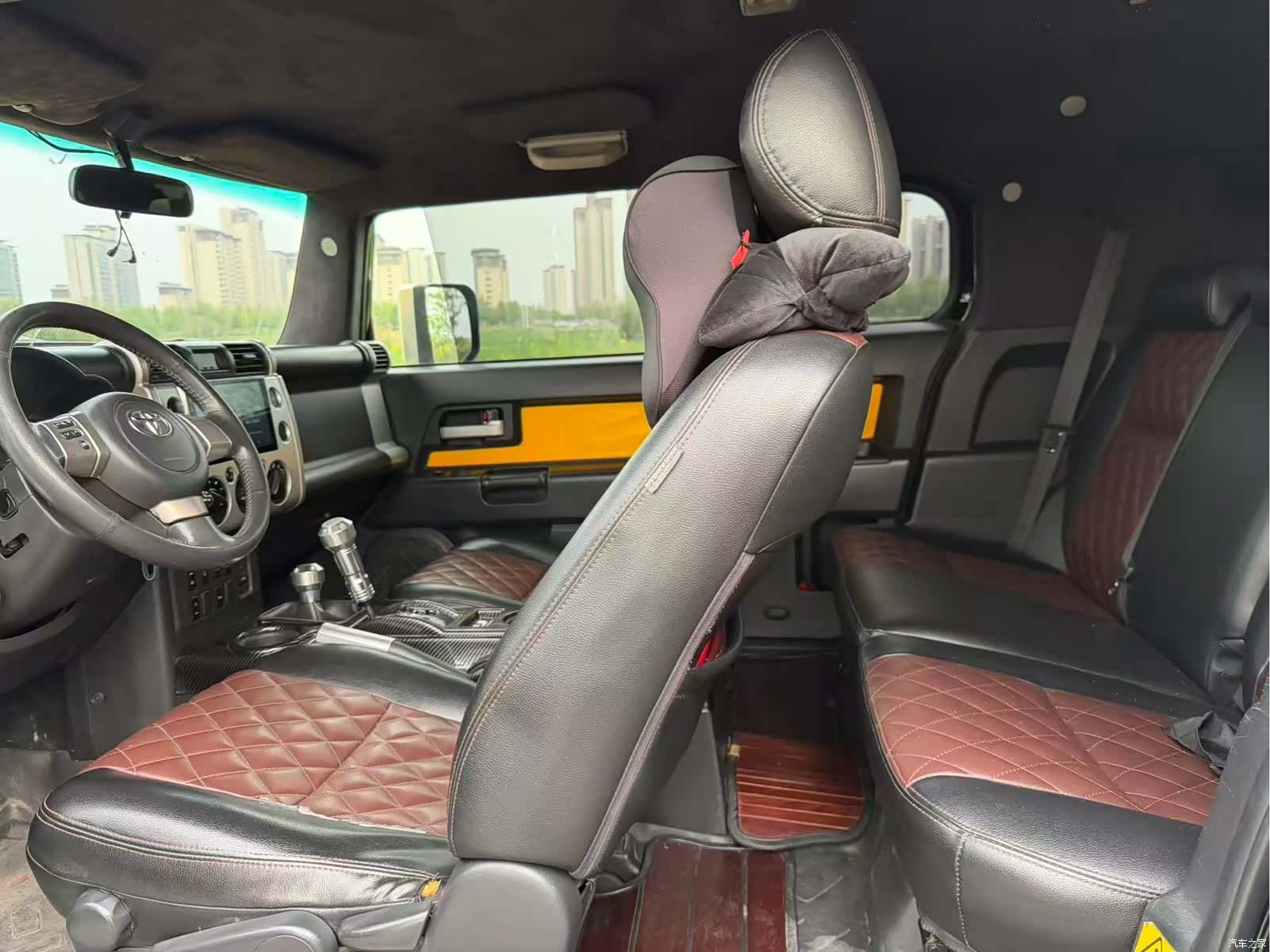 Toyota FJ, 2009 11
