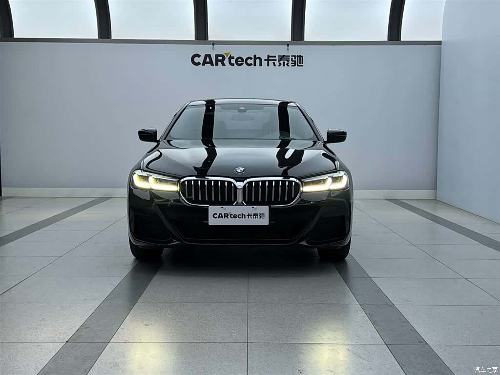 BMW 5 Series, 2023 2
