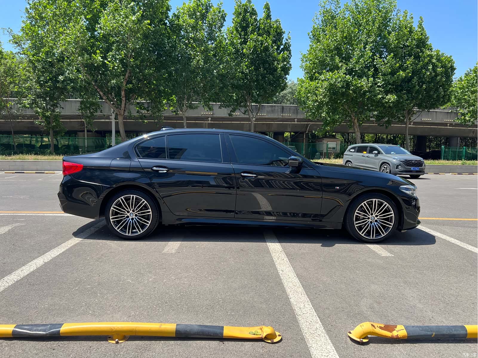 BMW 5 Series, 2018 9