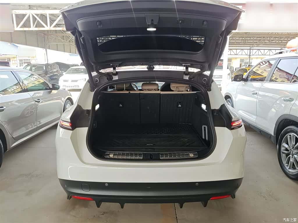 NIO ET5, 2024 15