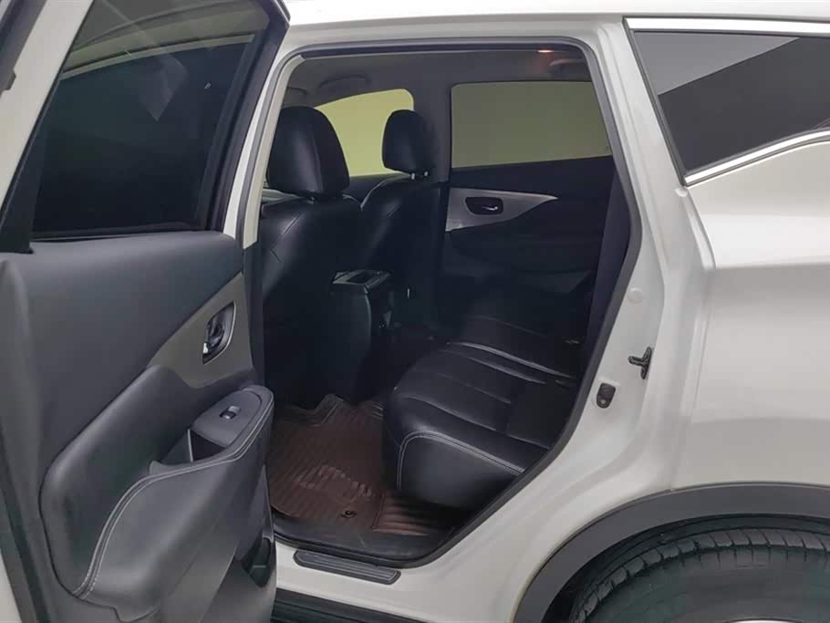 Nissan Loulan Nissan Loulan