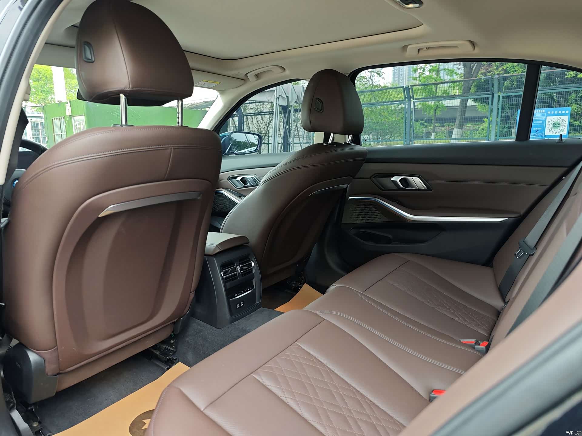 BMW i3, 2023 4