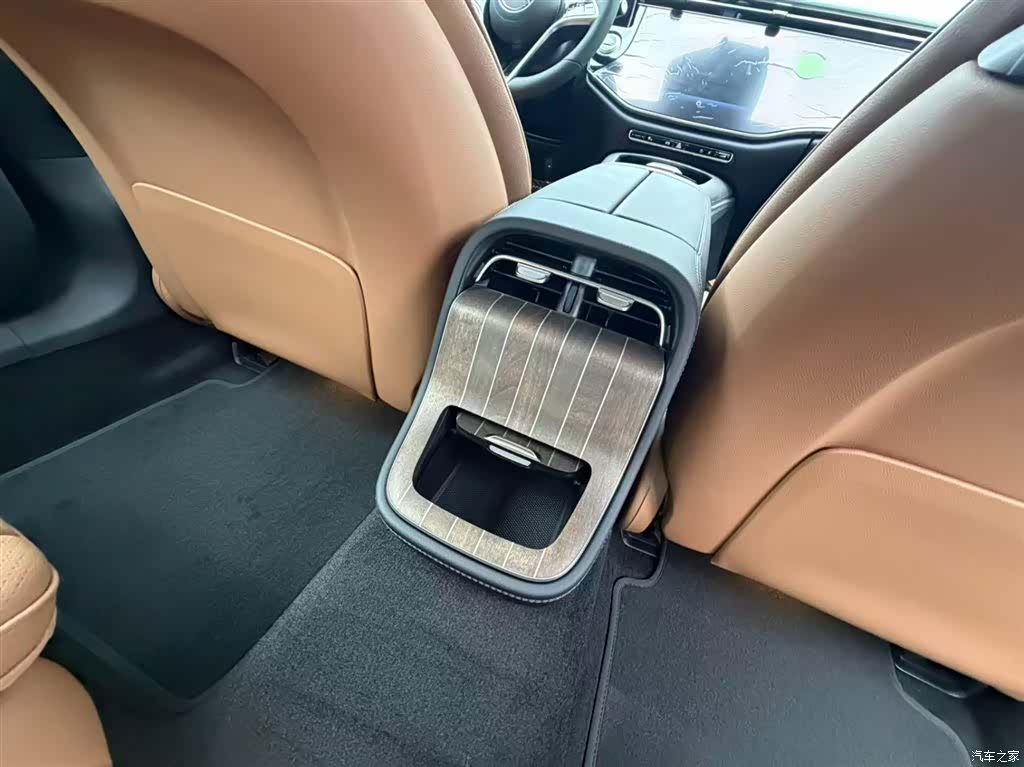 Mercedes-Benz E-Class, 2026 17