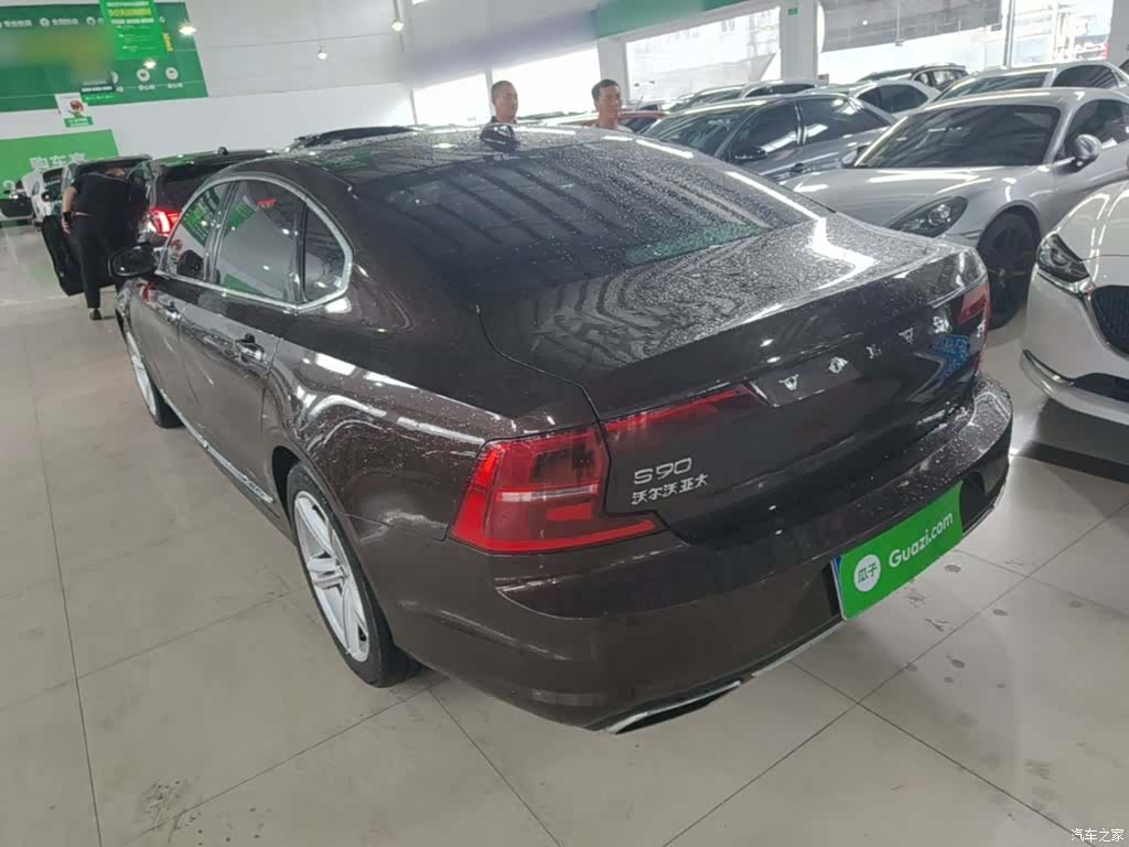 Volvo S90, 2019 все фото