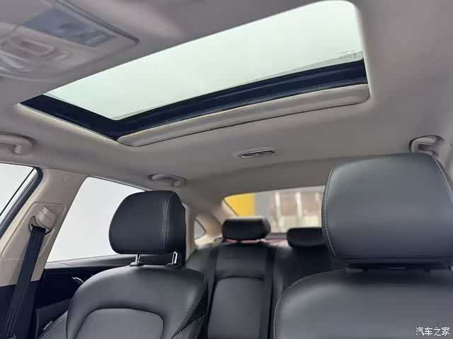 Changan CC, 2020 18