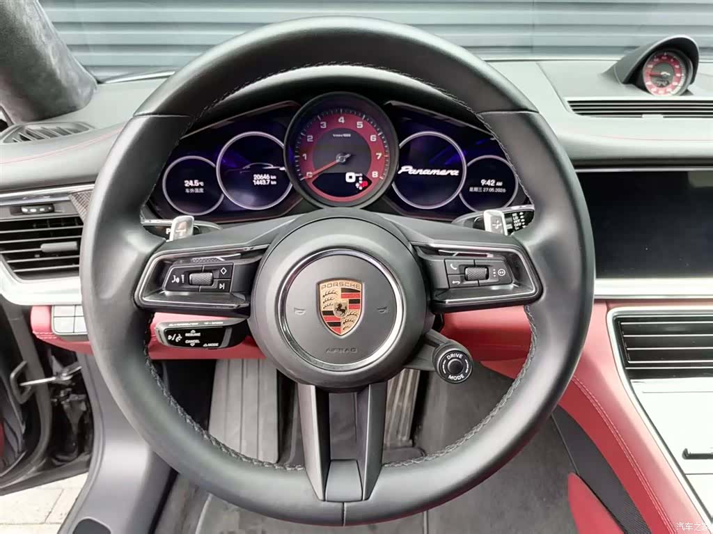 Porsche Panamera, 2023 7