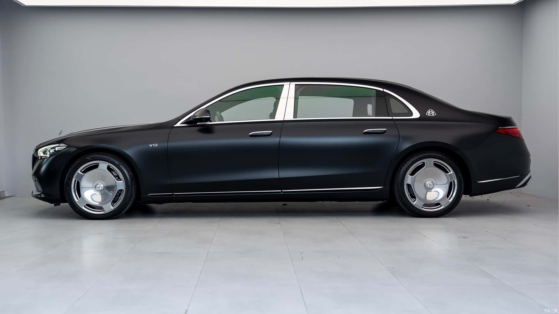 Maybach S-Class, 2023 3