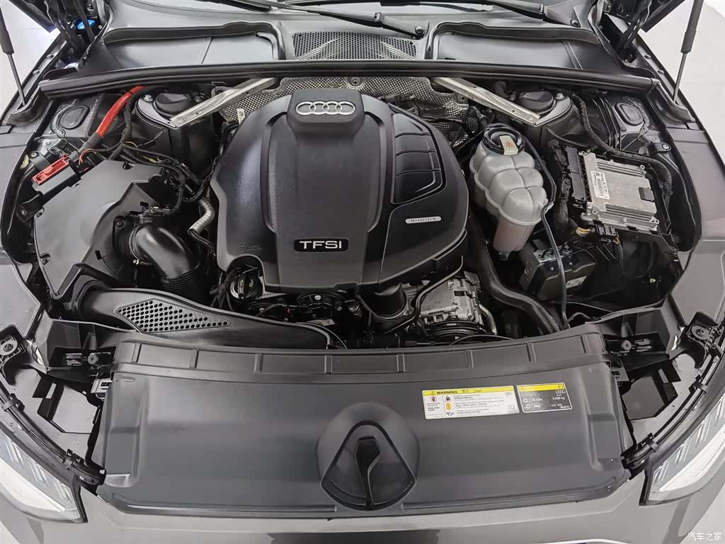 Audi A4L, 2020 6