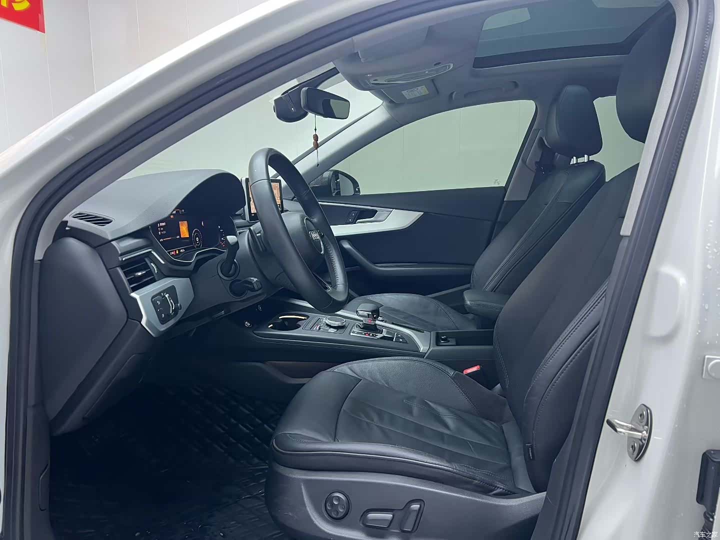 Audi A4L, 2019 9