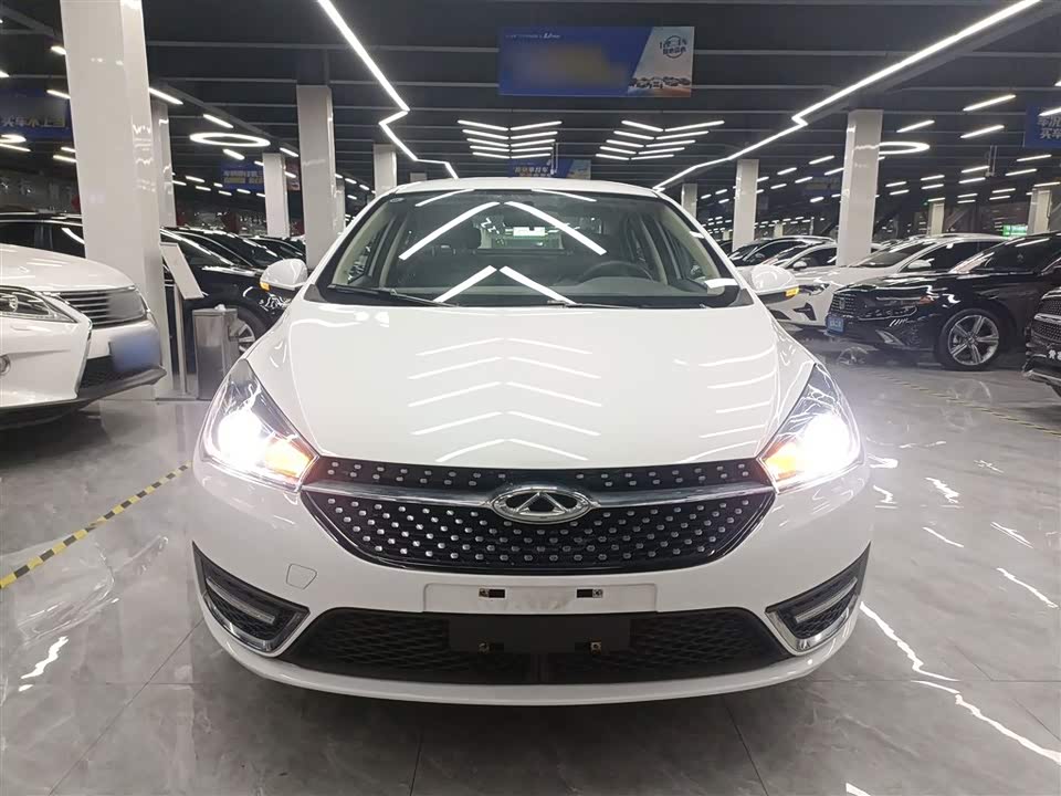Chery Arrizo 5