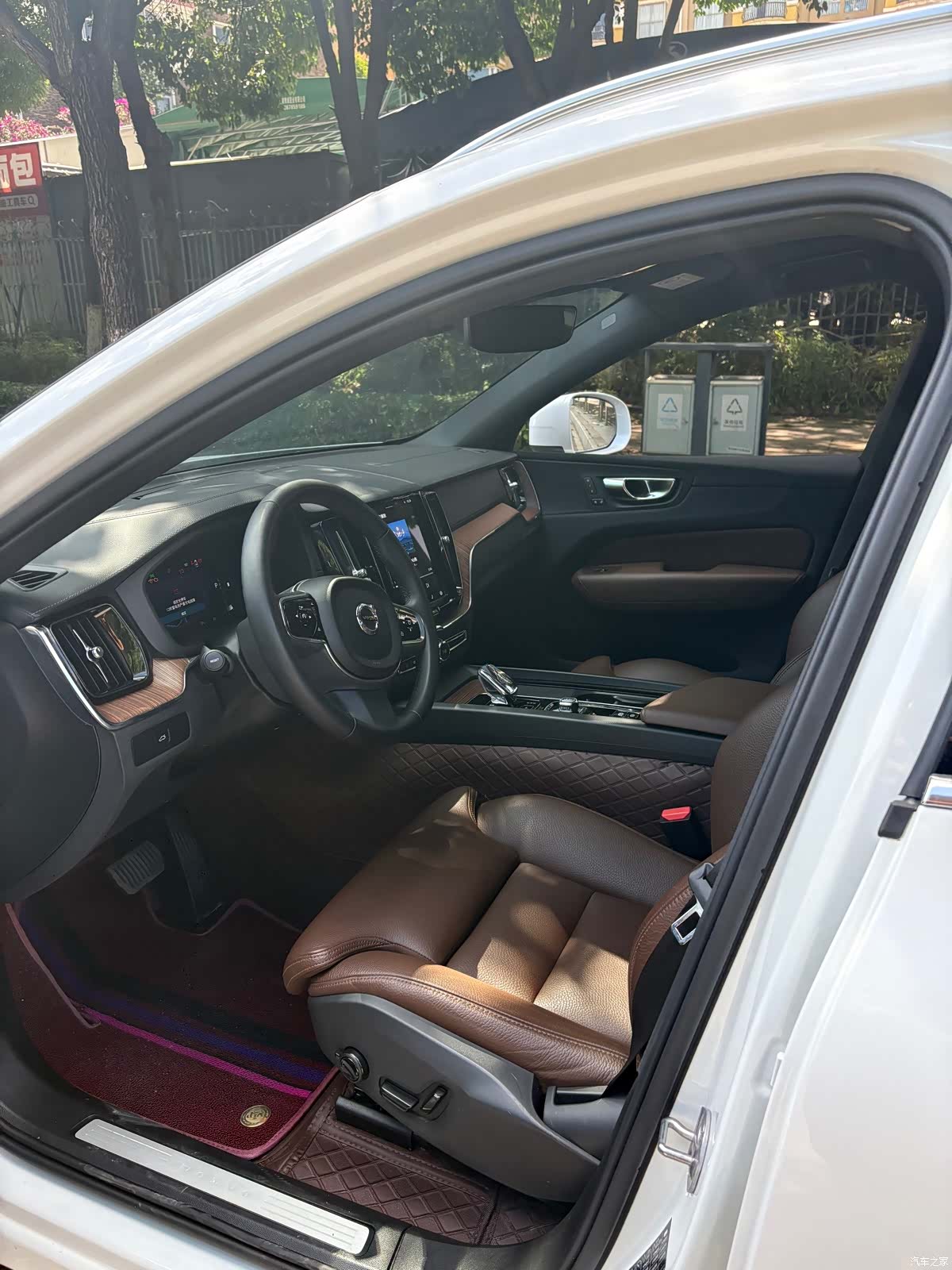 Volvo XC60, 2024 4