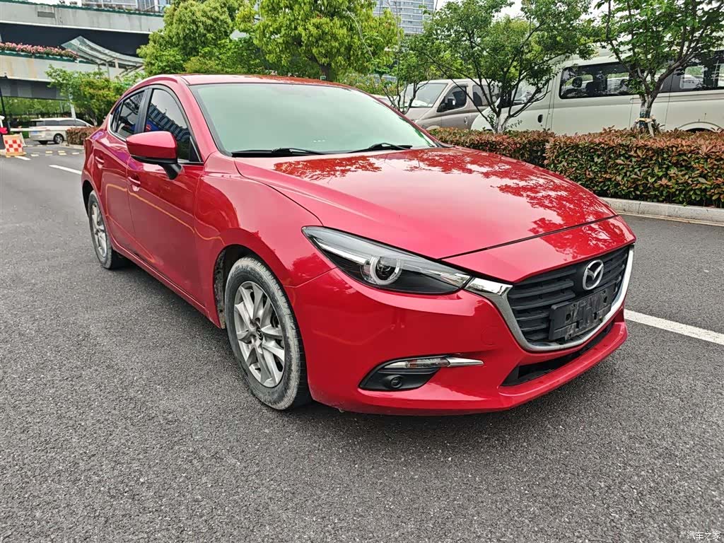 Mazda Mazda3, 2019 12