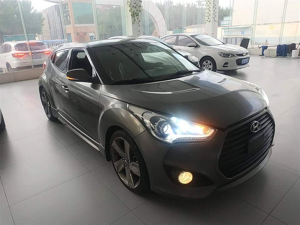 Hyundai Veloster Hyundai Veloster