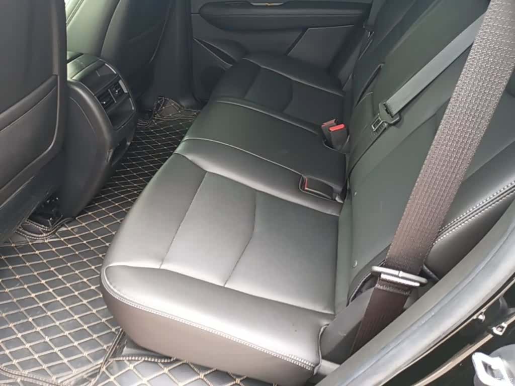 Cadillac XT5, 2024 13