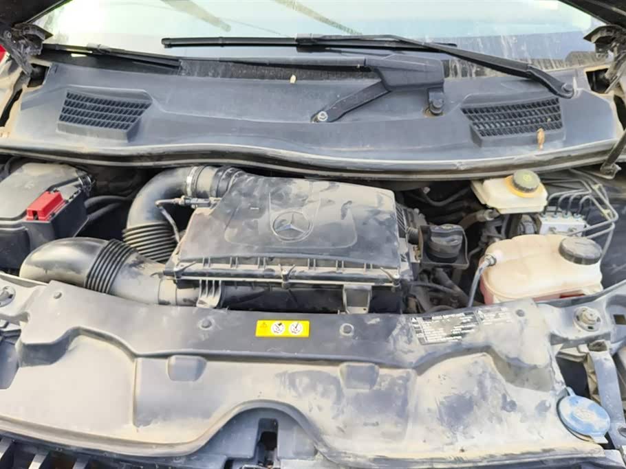 Mercedes-Benz V-class