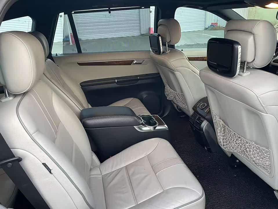 Mercedes-Benz R-class