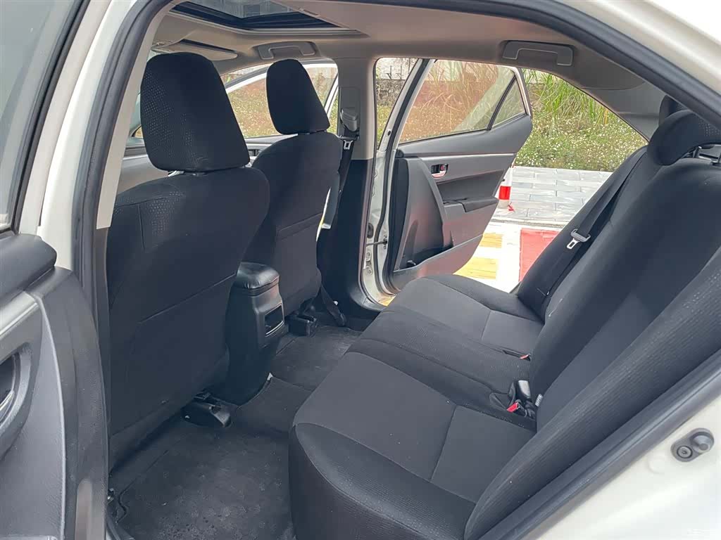 Toyota Corolla, 2017 9