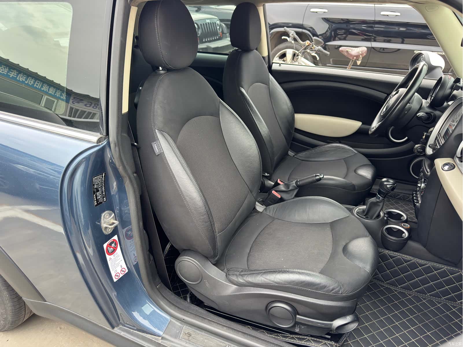 Mini Cooper, 2011 11
