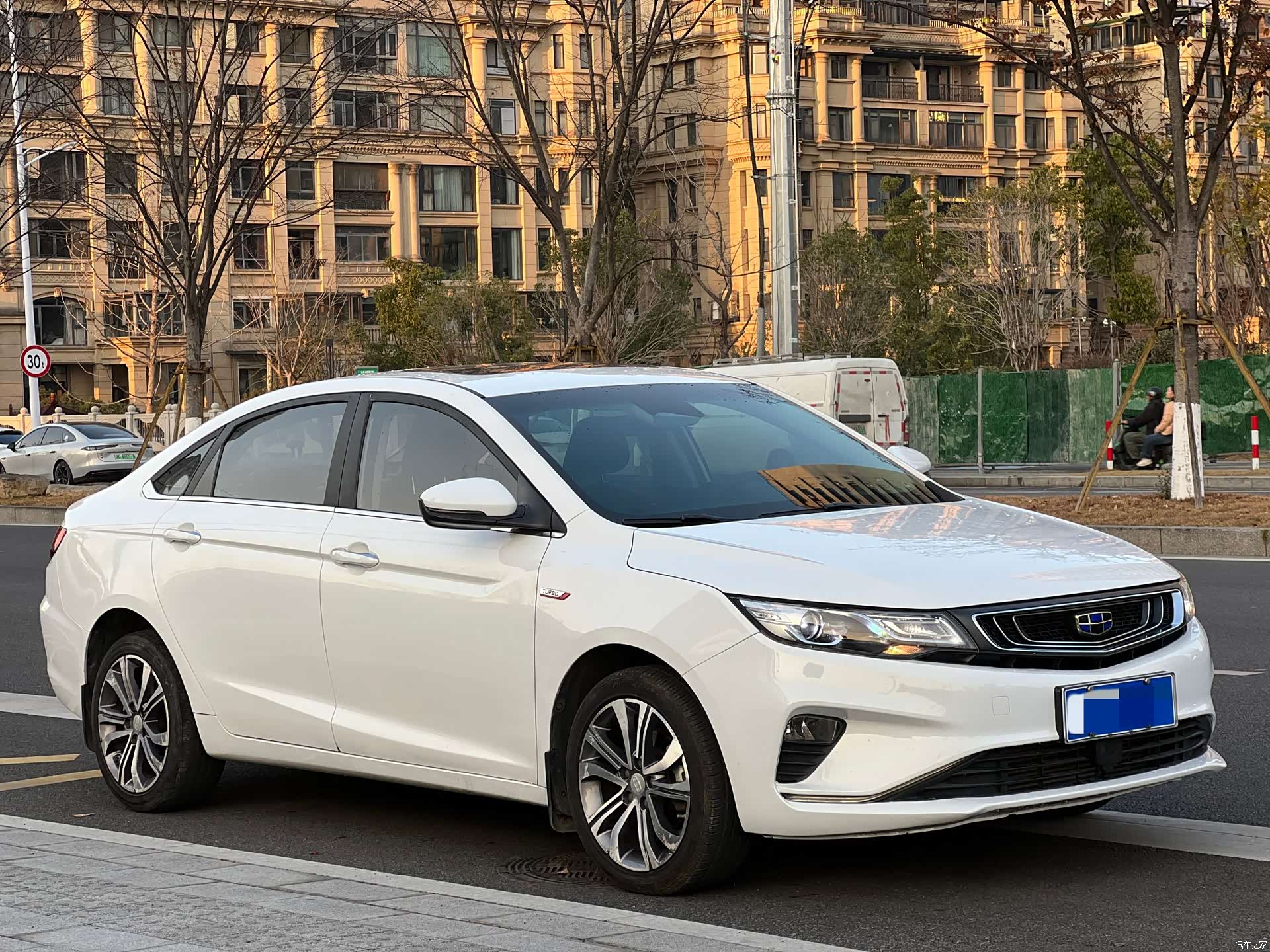 Geely Emgrand, 2019 3