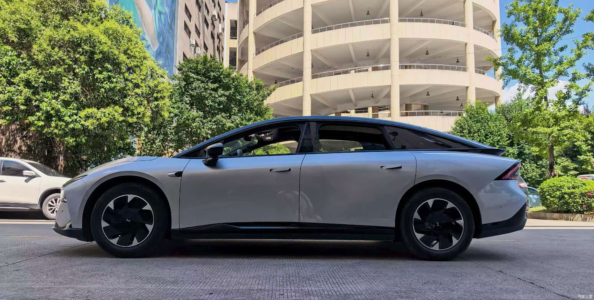 Xpeng P7, 2025 2