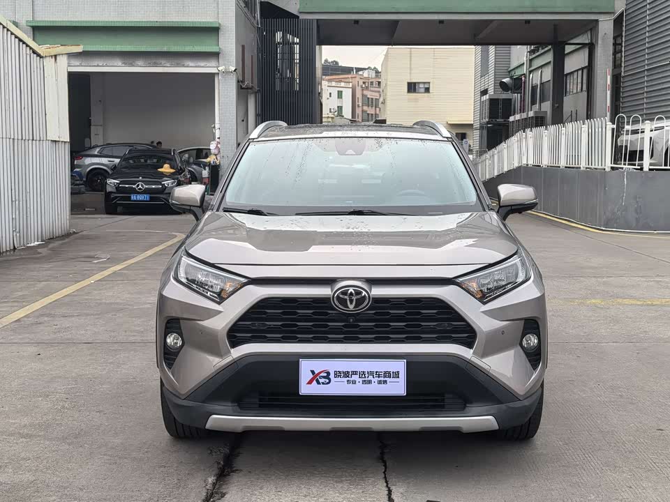 Toyota RAV4 Rongfang