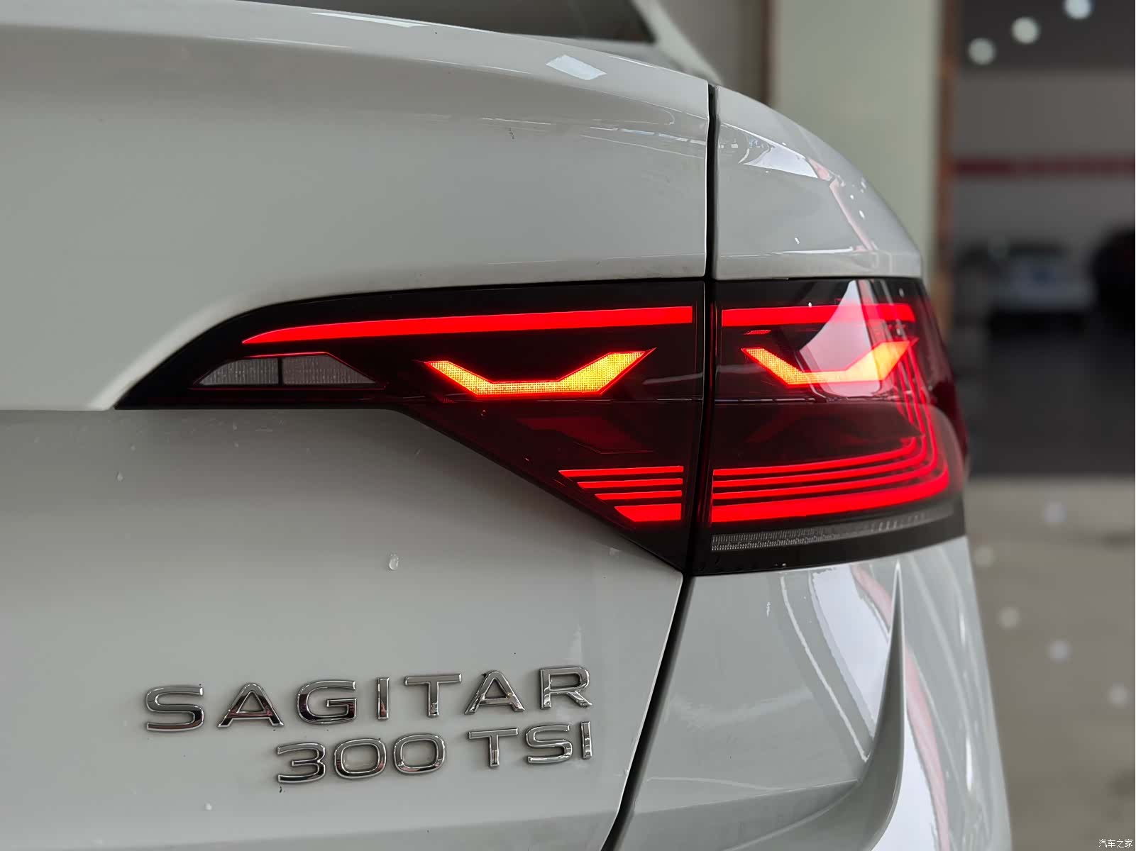 Volkswagen Sagitar, 2023 18
