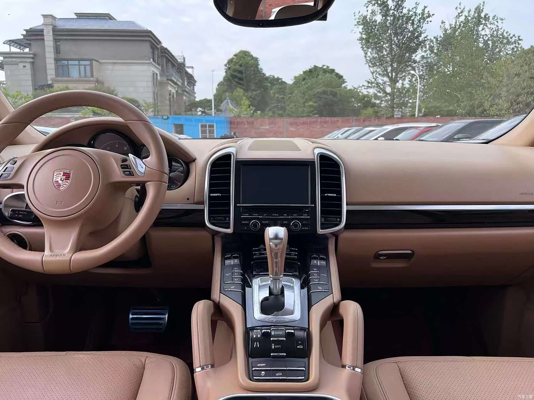 Porsche Cayenne, 2012 11