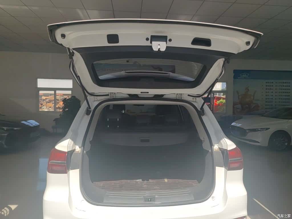 Roewe RX5, 2019 19