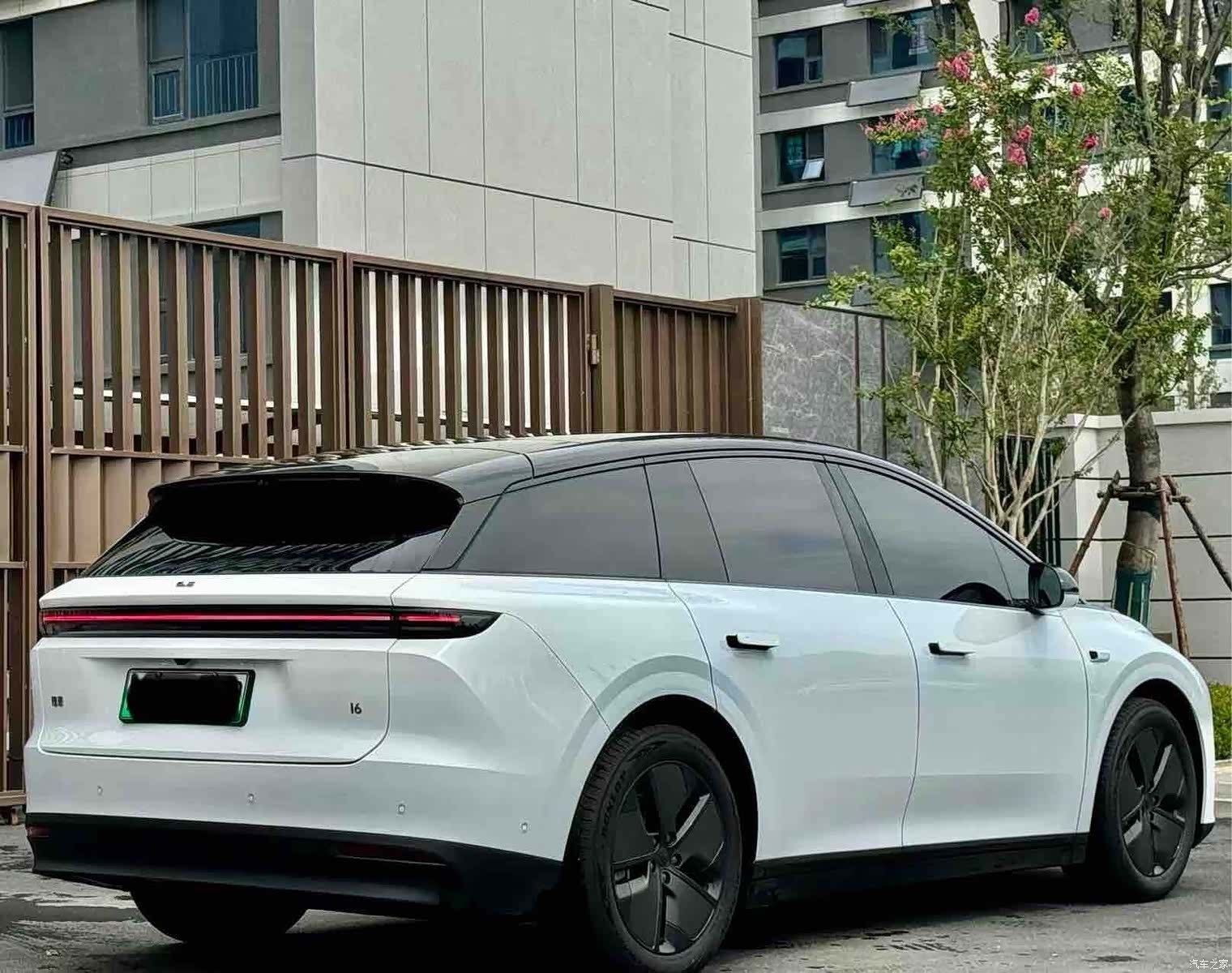 Li Auto i6, 2026 4