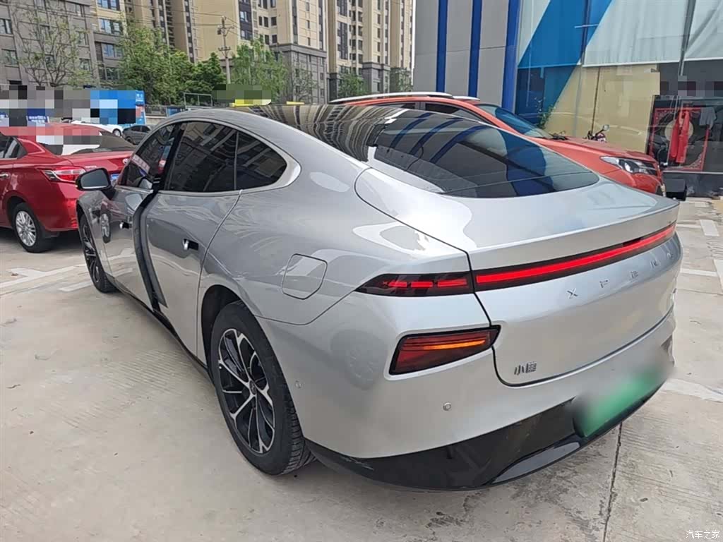 Xpeng P7, 2023 все фото