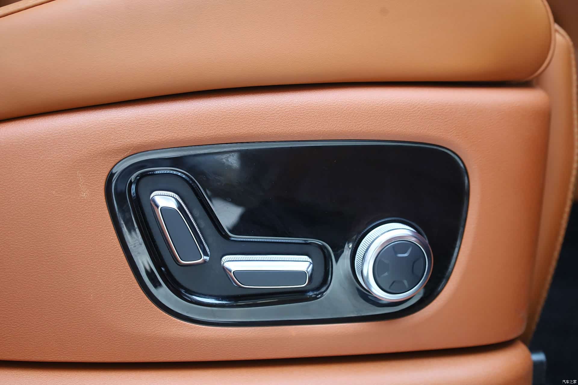 Geely M9, 2025 12