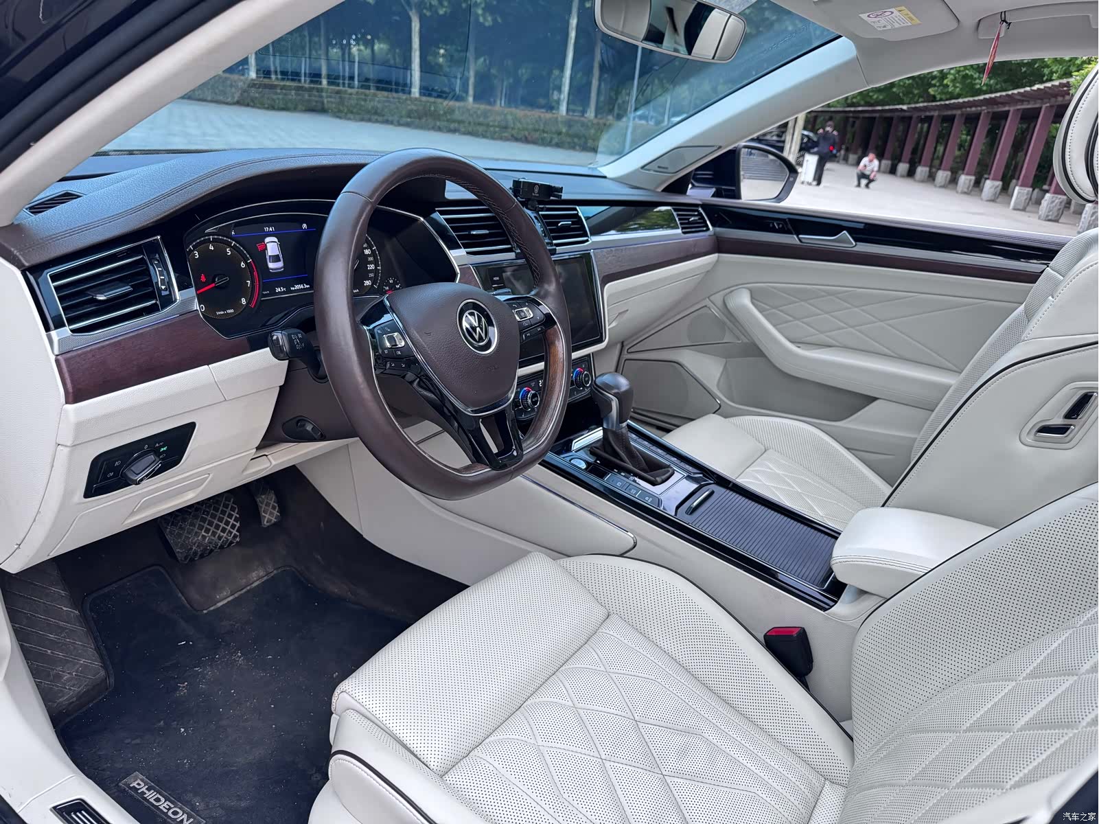 Volkswagen Phideon, 2021 7