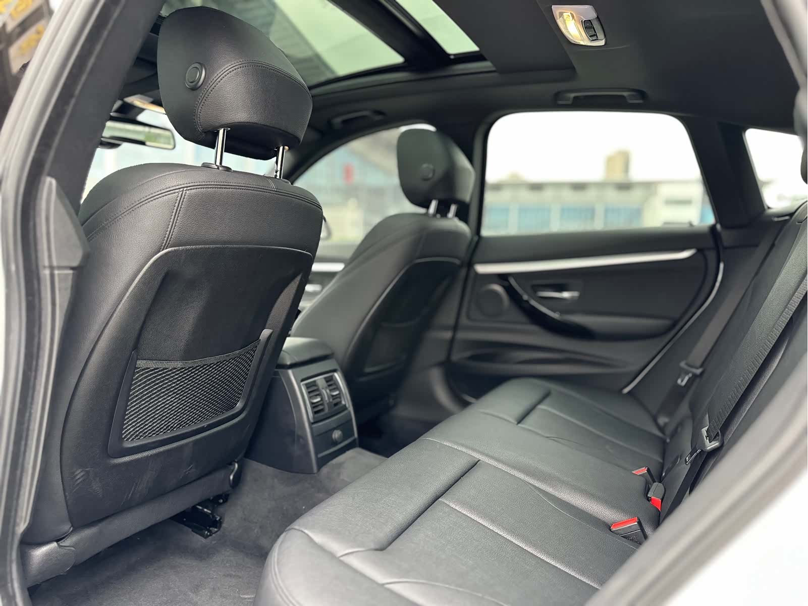 BMW 3 Series, 2021 12