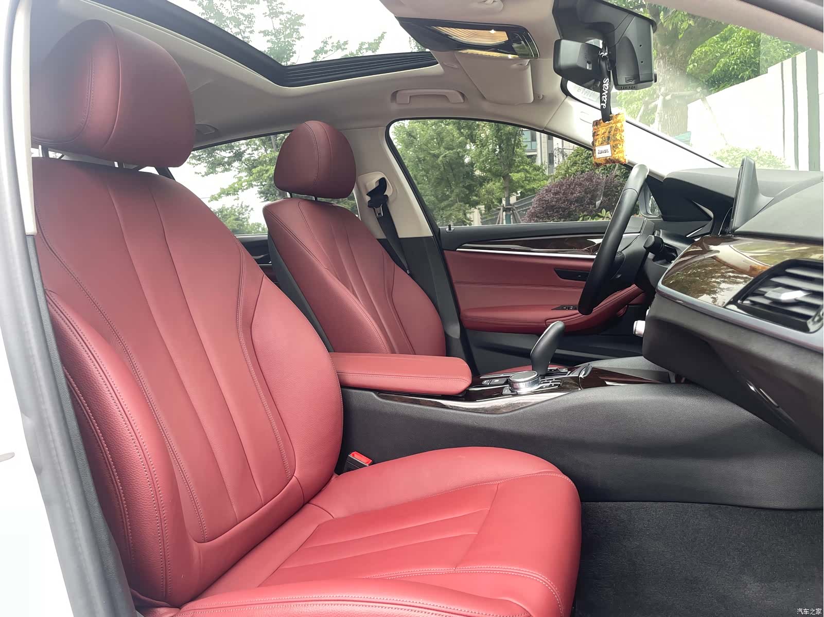 BMW 5 Series, 2017 все фото