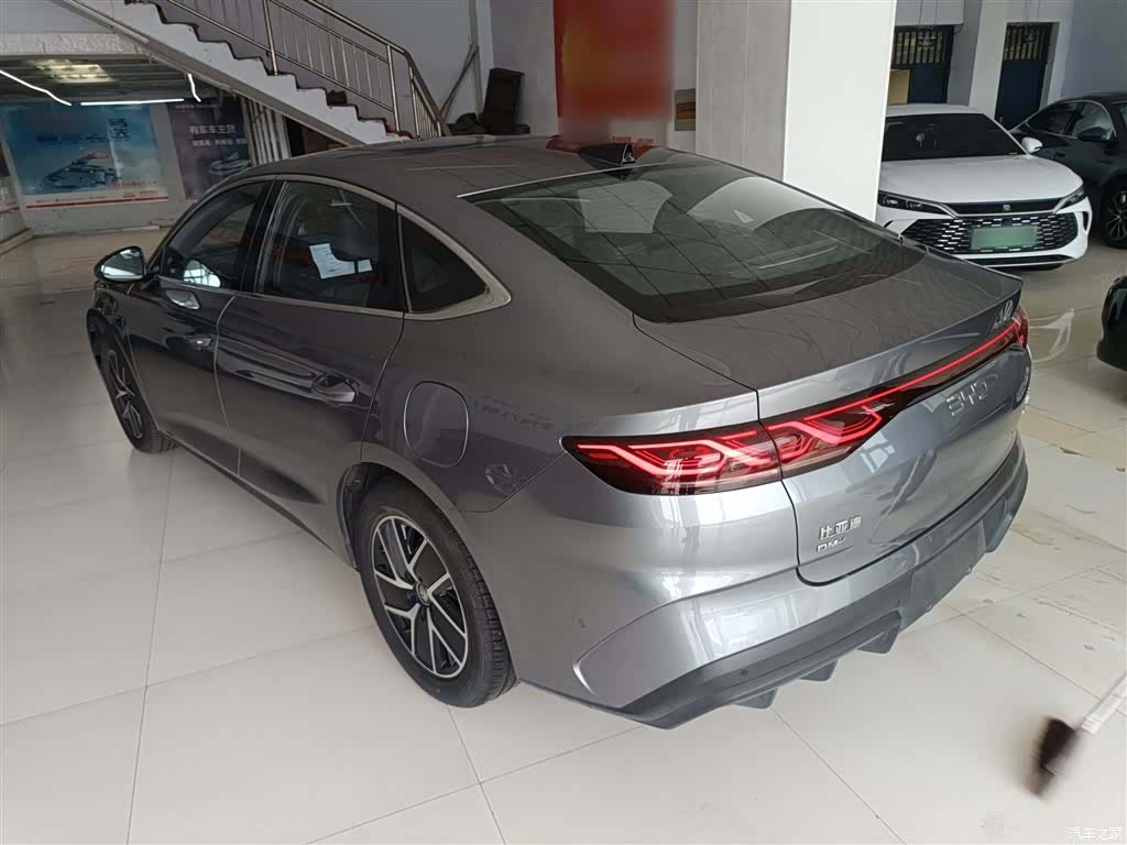 BYD Qin, 2025 все фото