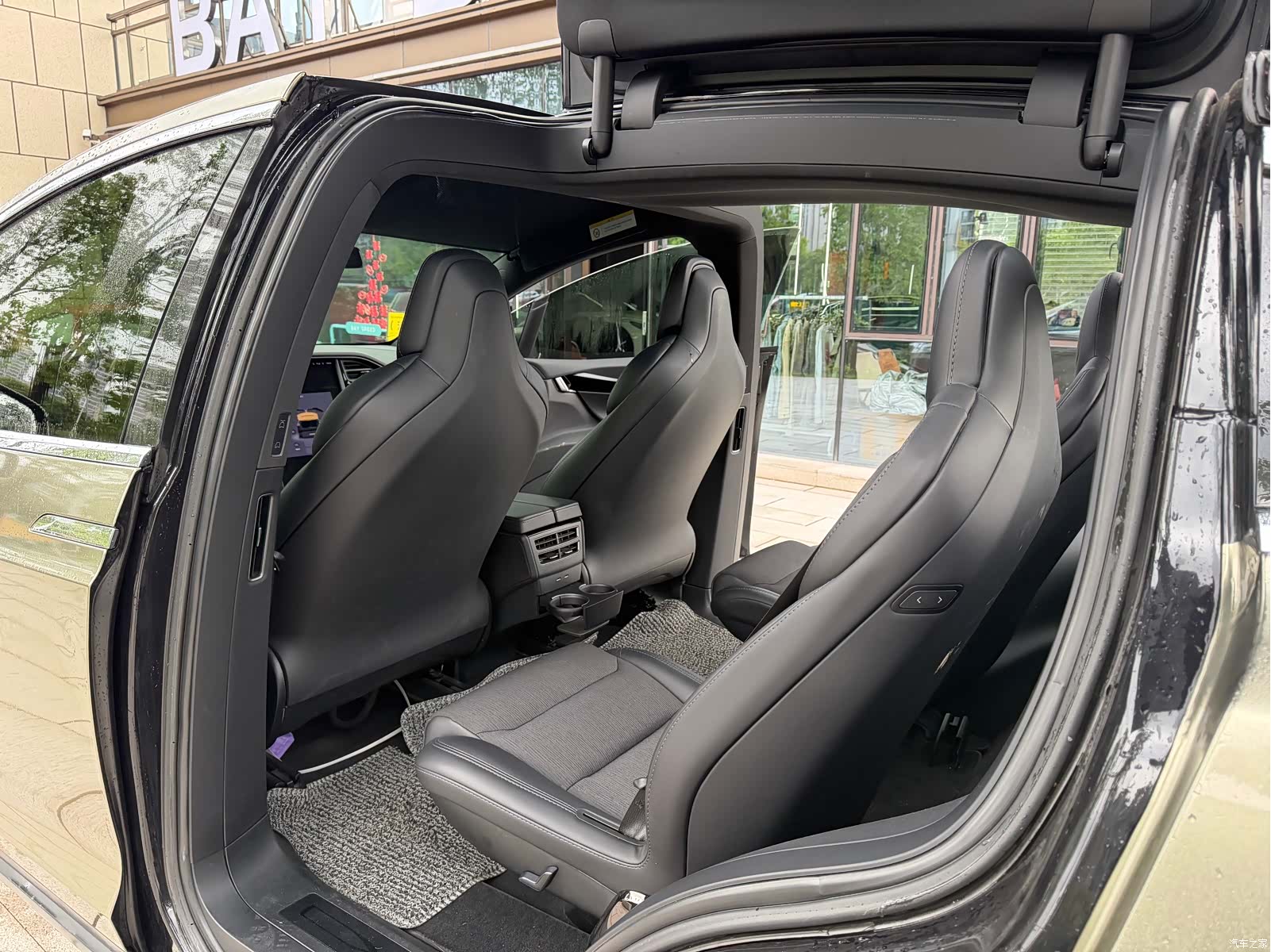 Tesla Model X, 2018 9