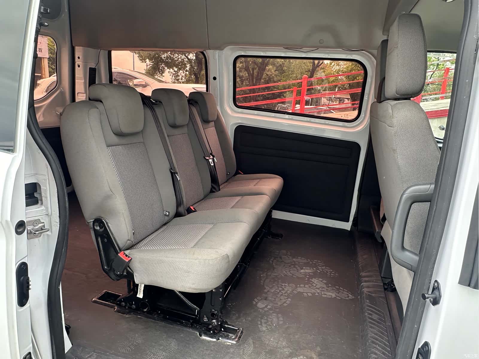 Ford 2.0TV, 2019 14