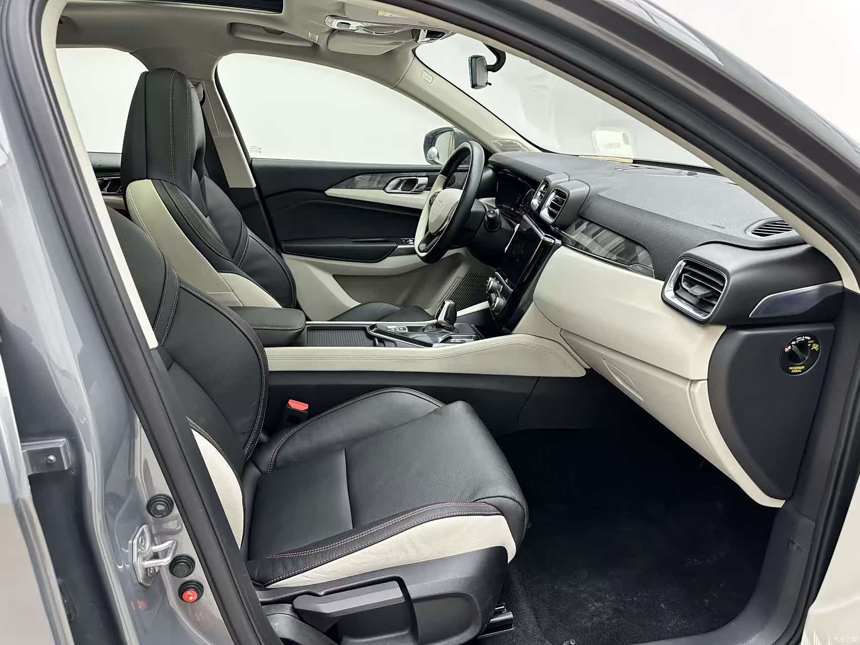 Lynk & Co 01, 2019 13