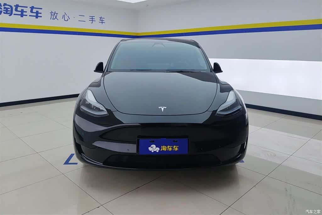 Tesla Model Y, 2023 2