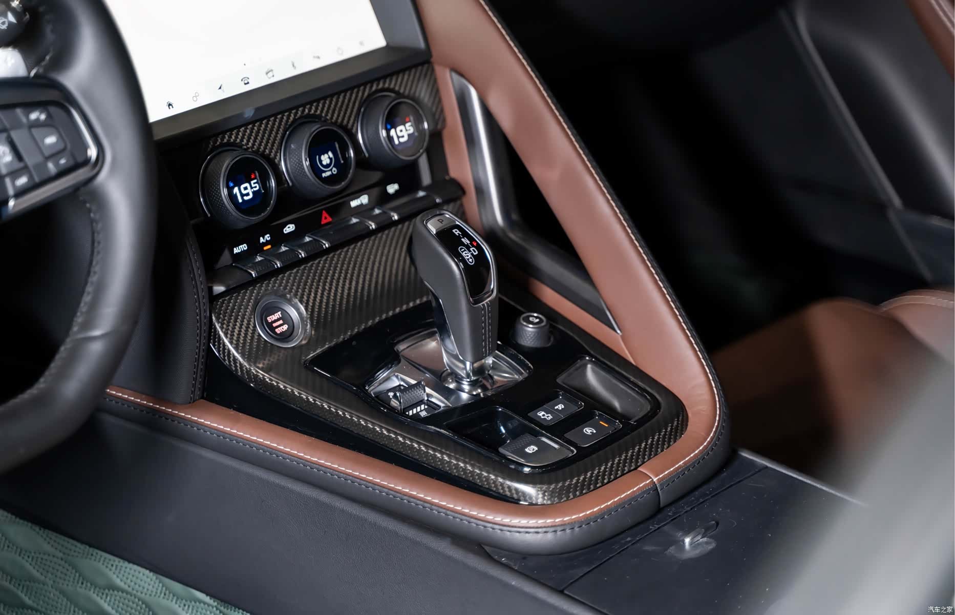 Jaguar F-TYPE, 2019 14