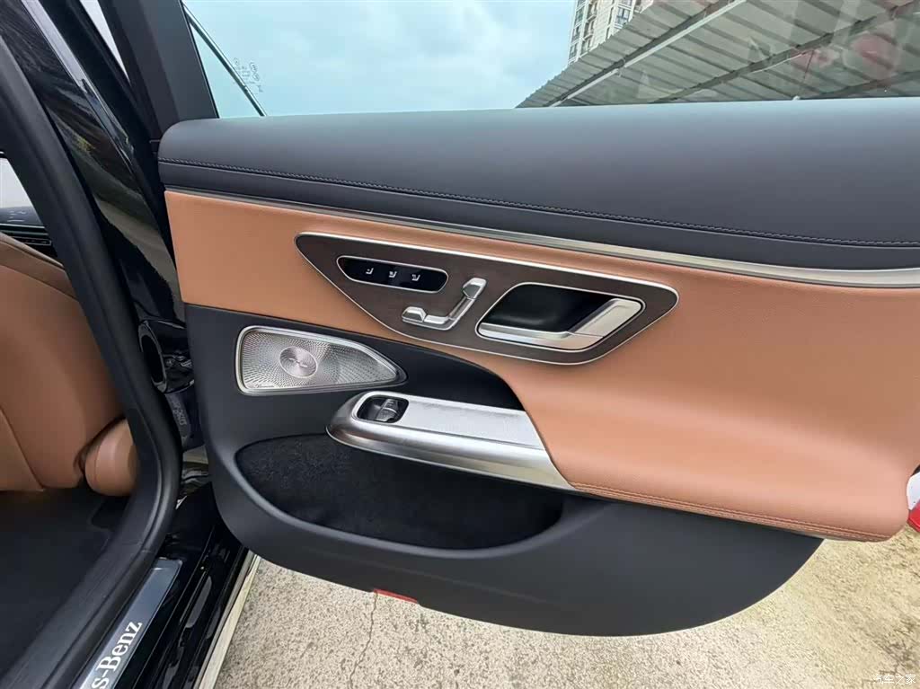 Mercedes-Benz E-Class, 2026 15
