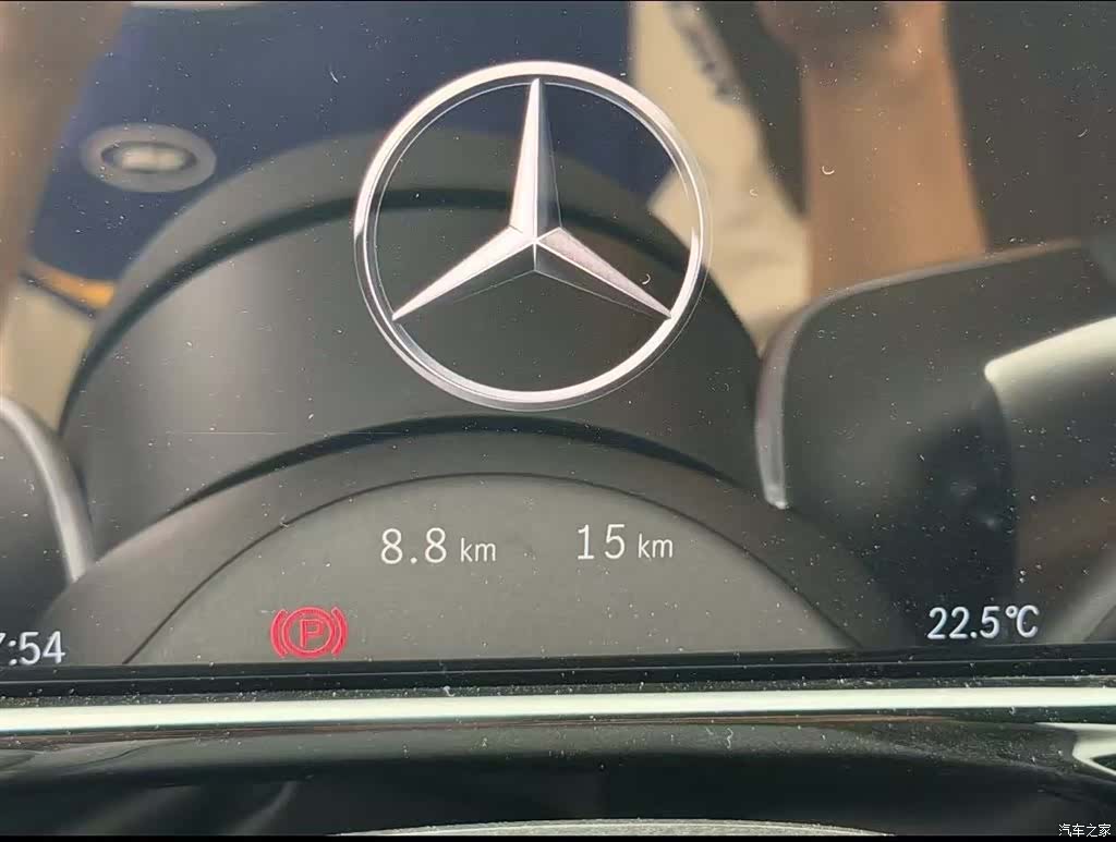 Mercedes-Benz E-Class, 2026 10
