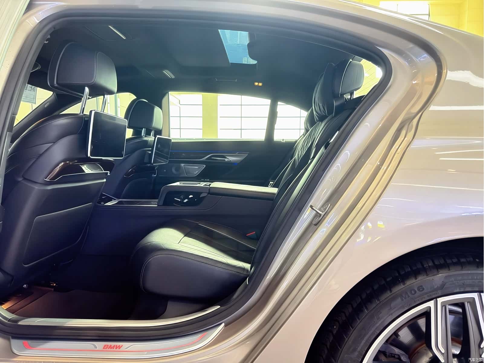 BMW 7 Series, 2016 8