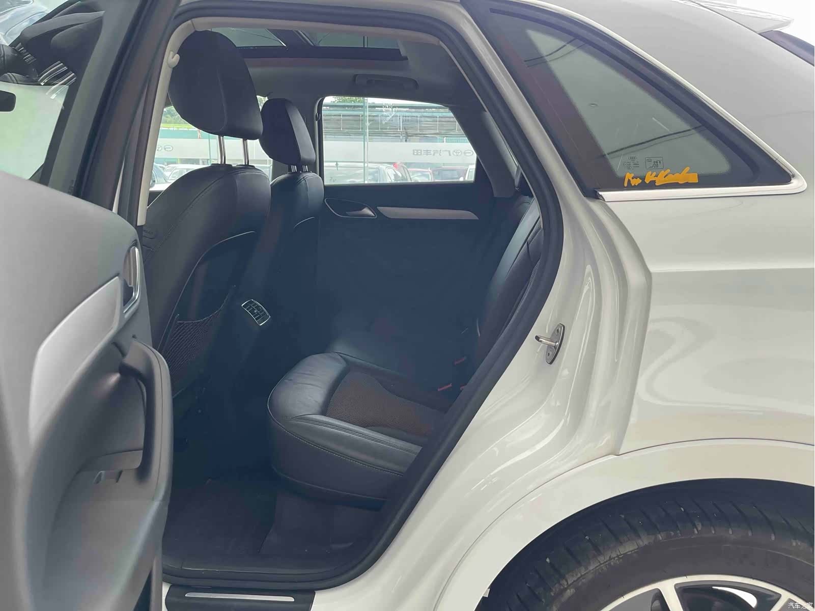 Audi Q3, 2019 8