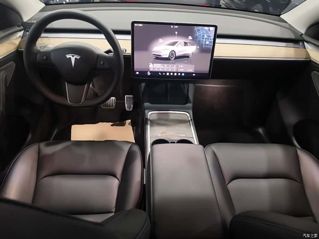 Tesla Model Y, 2022 10