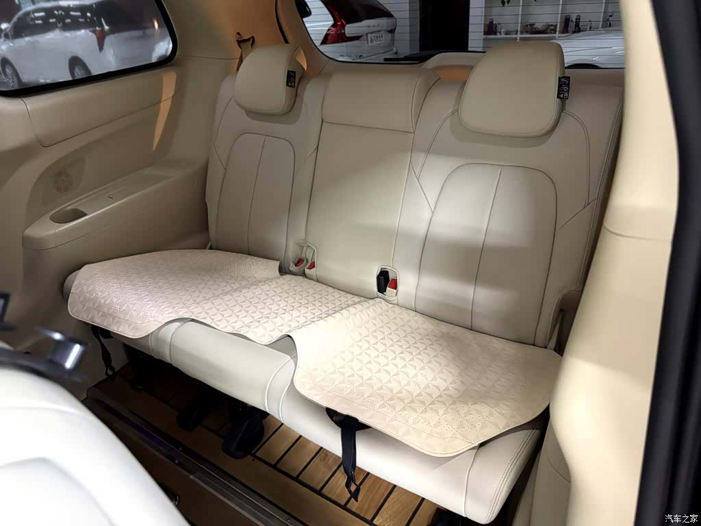 Buick GL8, 2023 13
